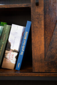 Das große Moin Buch - Ferienwohnung Augustfehn