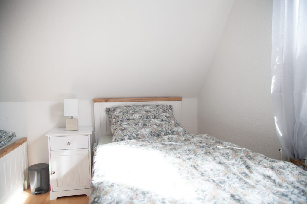 Einzelbetten - Ferienwohnung Augustfehn